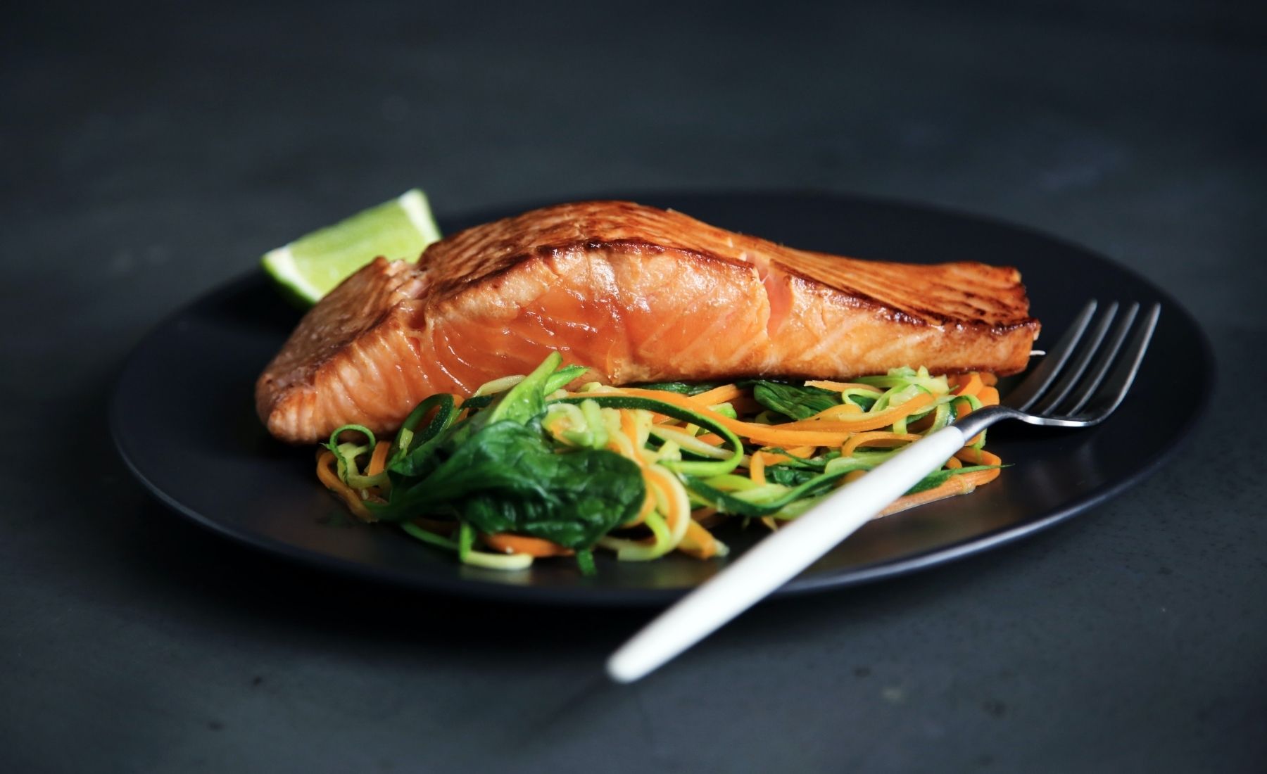 Qu'est-ce qu'un pescatarien et que mange-t-il ?