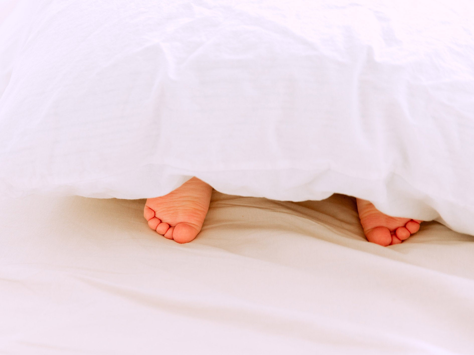 Dormir sur le ventre, c'est mal ?