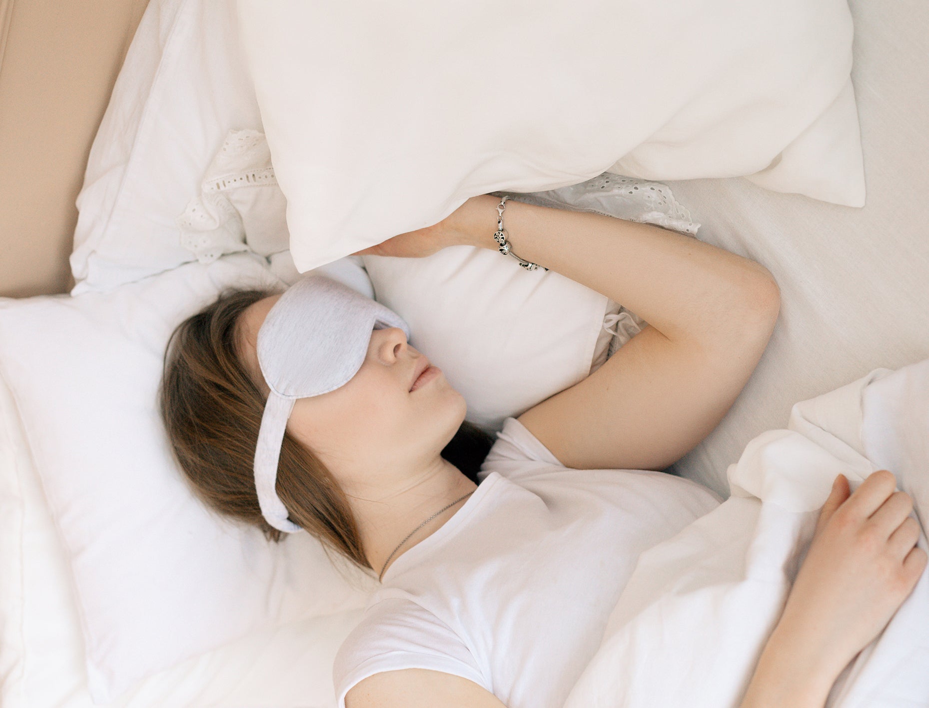9 aides naturelles au sommeil qui peuvent vous aider à vous endormir